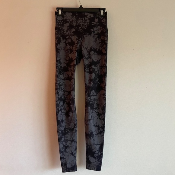 Lululemon Wunder Under Pant (Hi-Rise) Shibori Black Dark Carbon - Picture 4 of 8